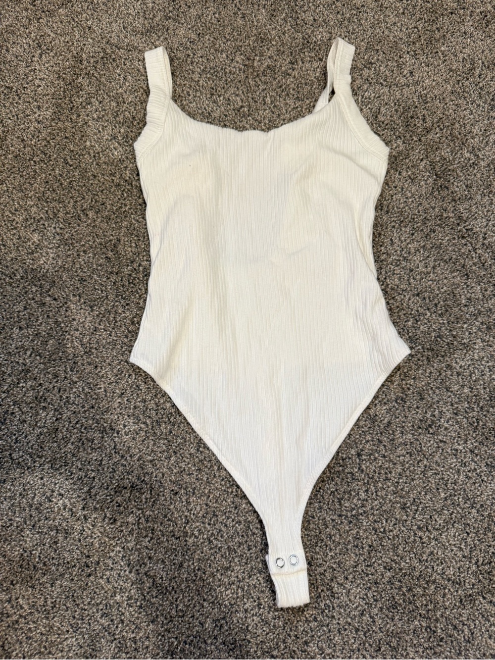 Good American Cream Ribbed Scoop Neck Bodysuit